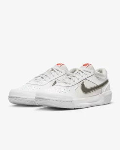 Nike Court Zoom Lite 3 Cream- Tennis Shoe -Tennis Shop 9bf096e5 8163 4ee4 b521 f60ac3bb2b46